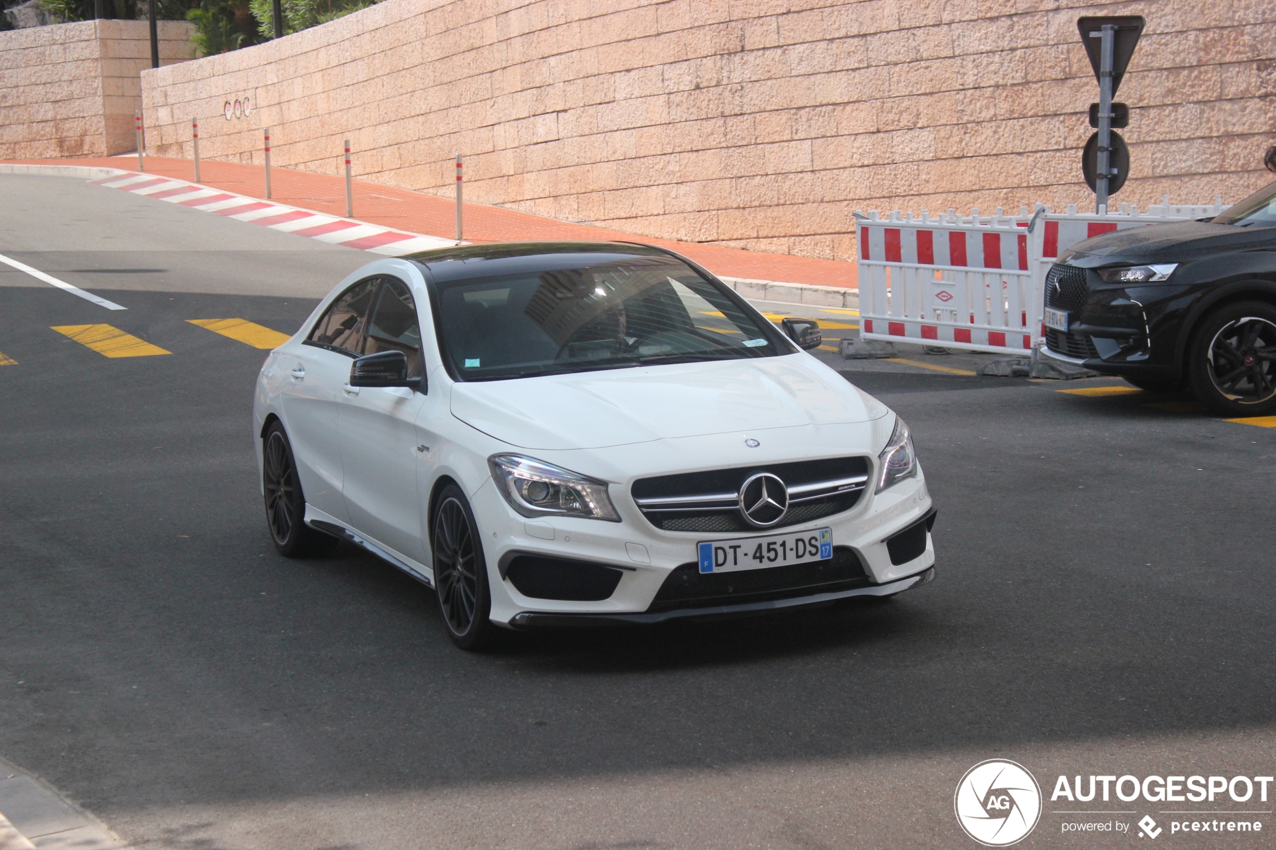 Mercedes-Benz CLA 45 AMG C117