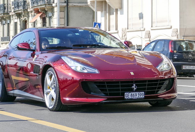 Ferrari GTC4Lusso