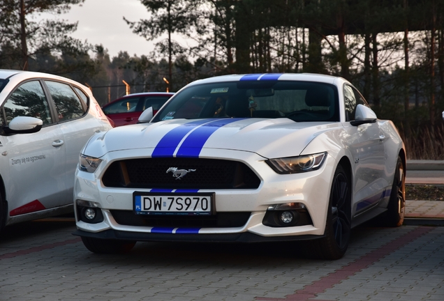 Ford Mustang GT 2015