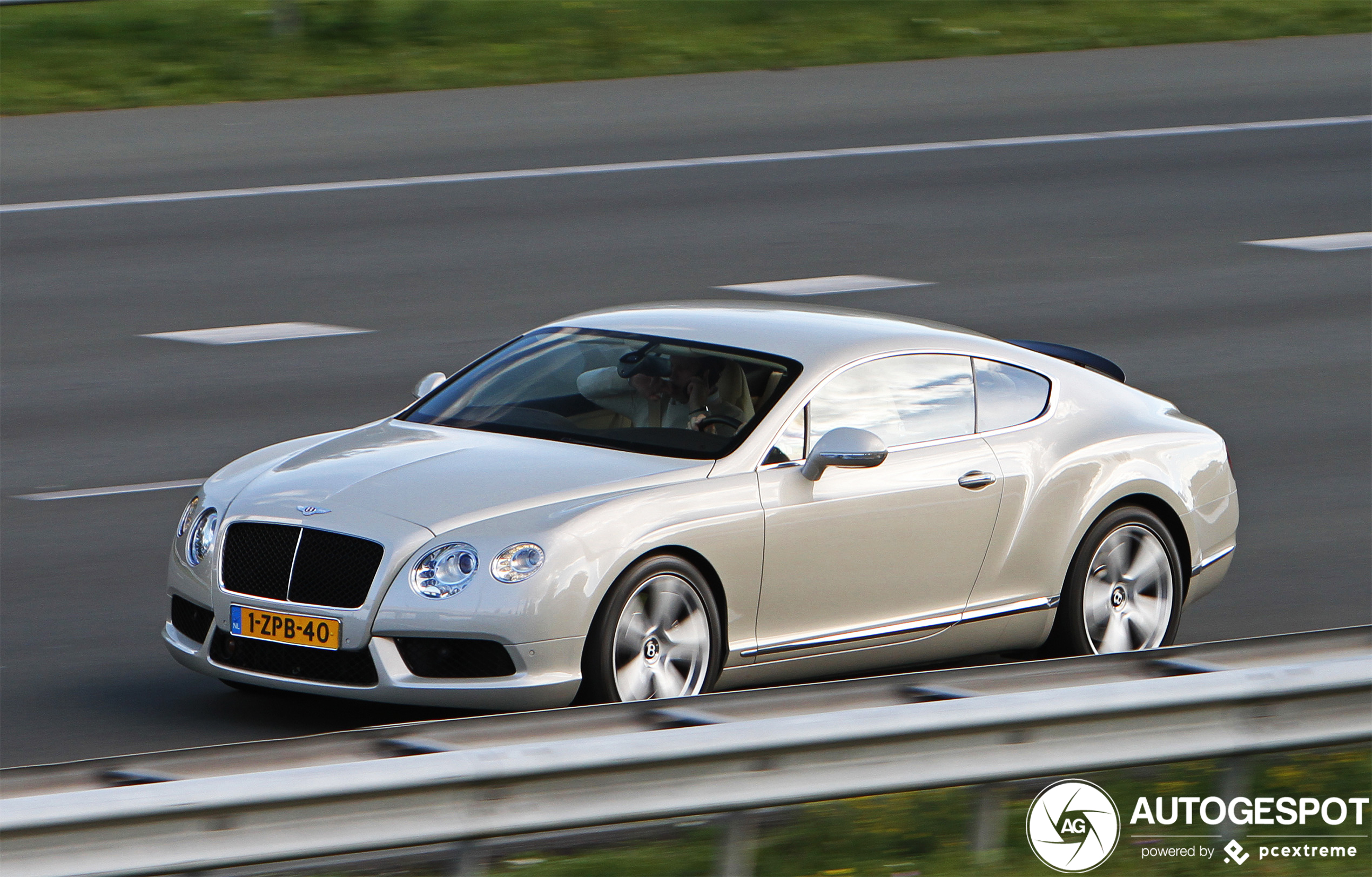 Bentley Continental GT V8