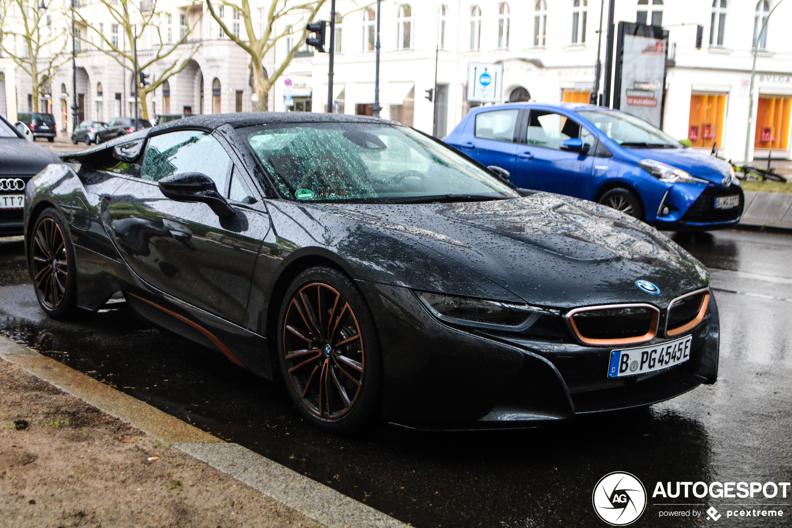 BMW i8 Roadster Ultimate Sophisto Edition