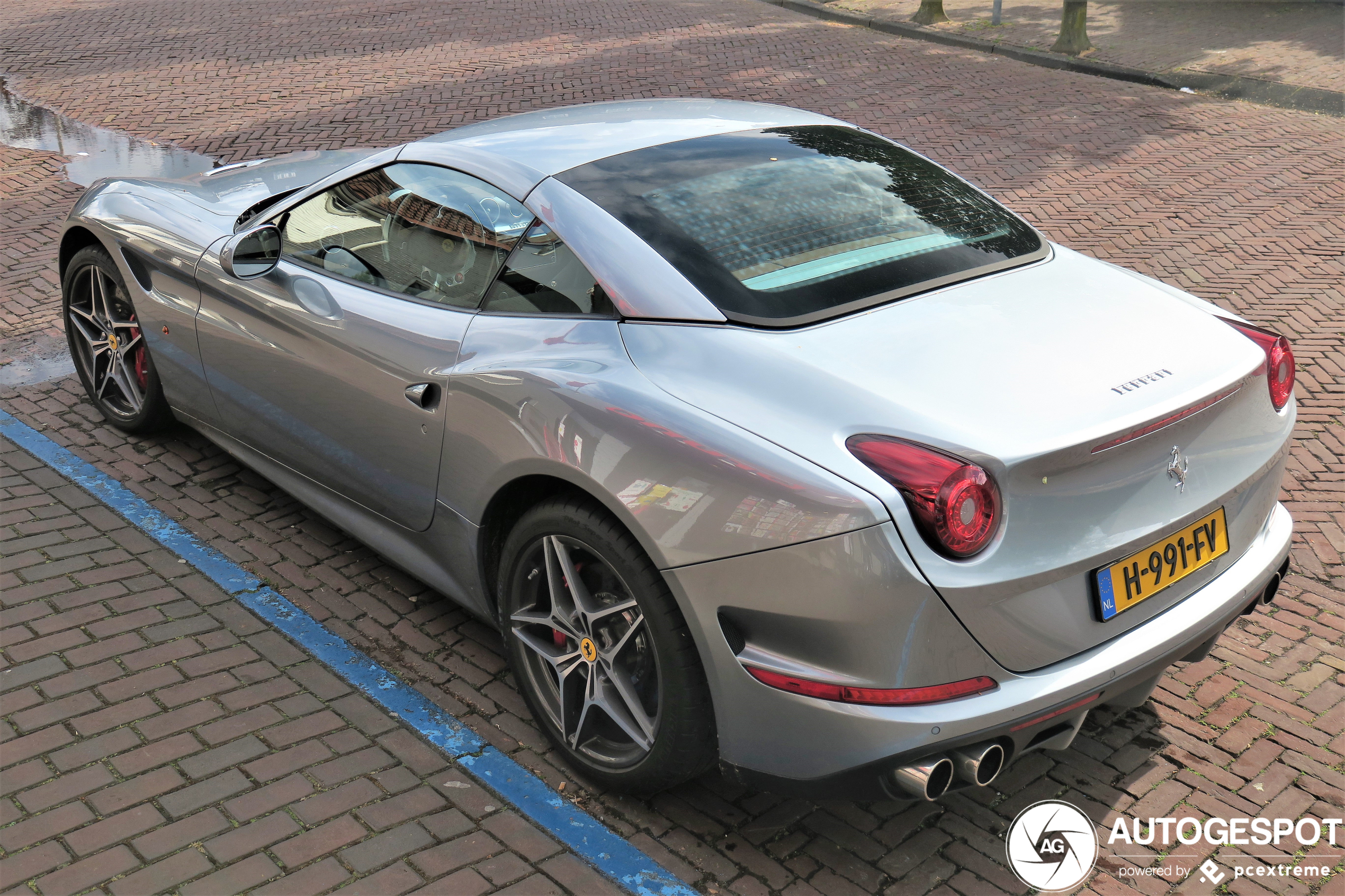 Ferrari California T