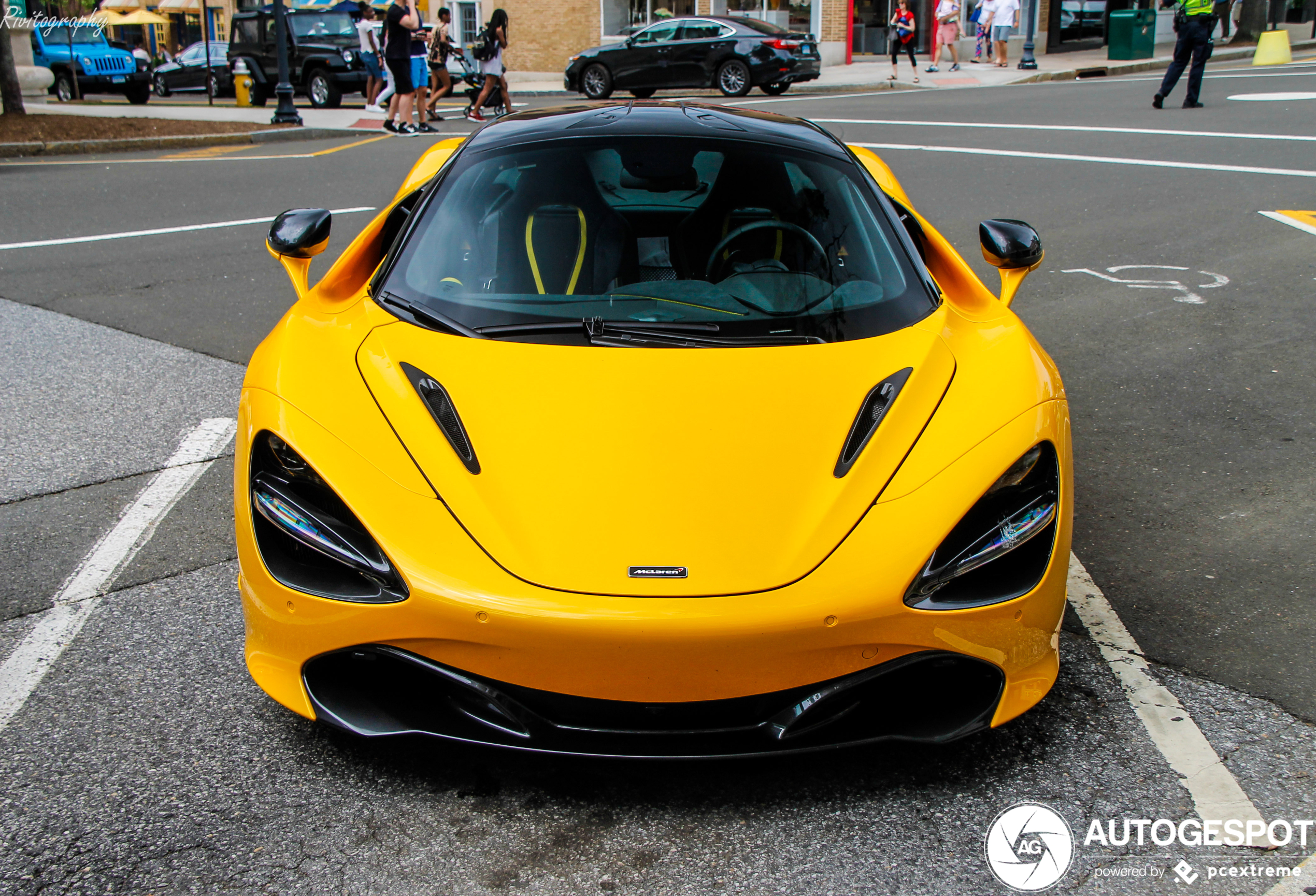 McLaren 720S