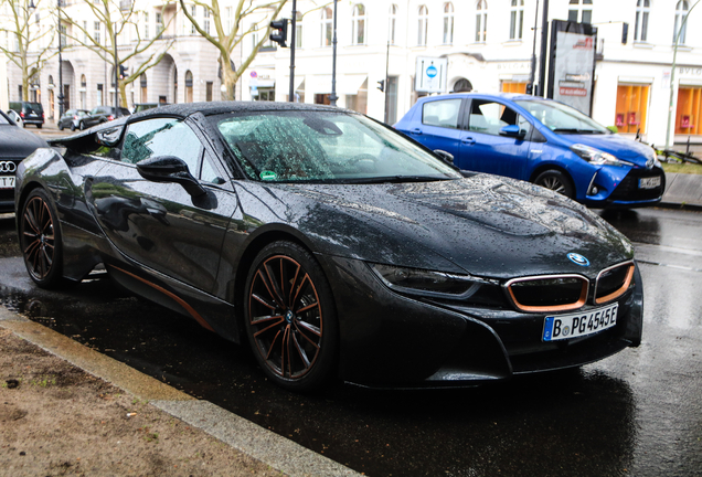 BMW i8 Roadster Ultimate Sophisto Edition