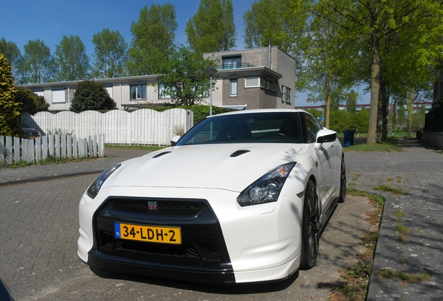 Nissan GT-R Switzer P600