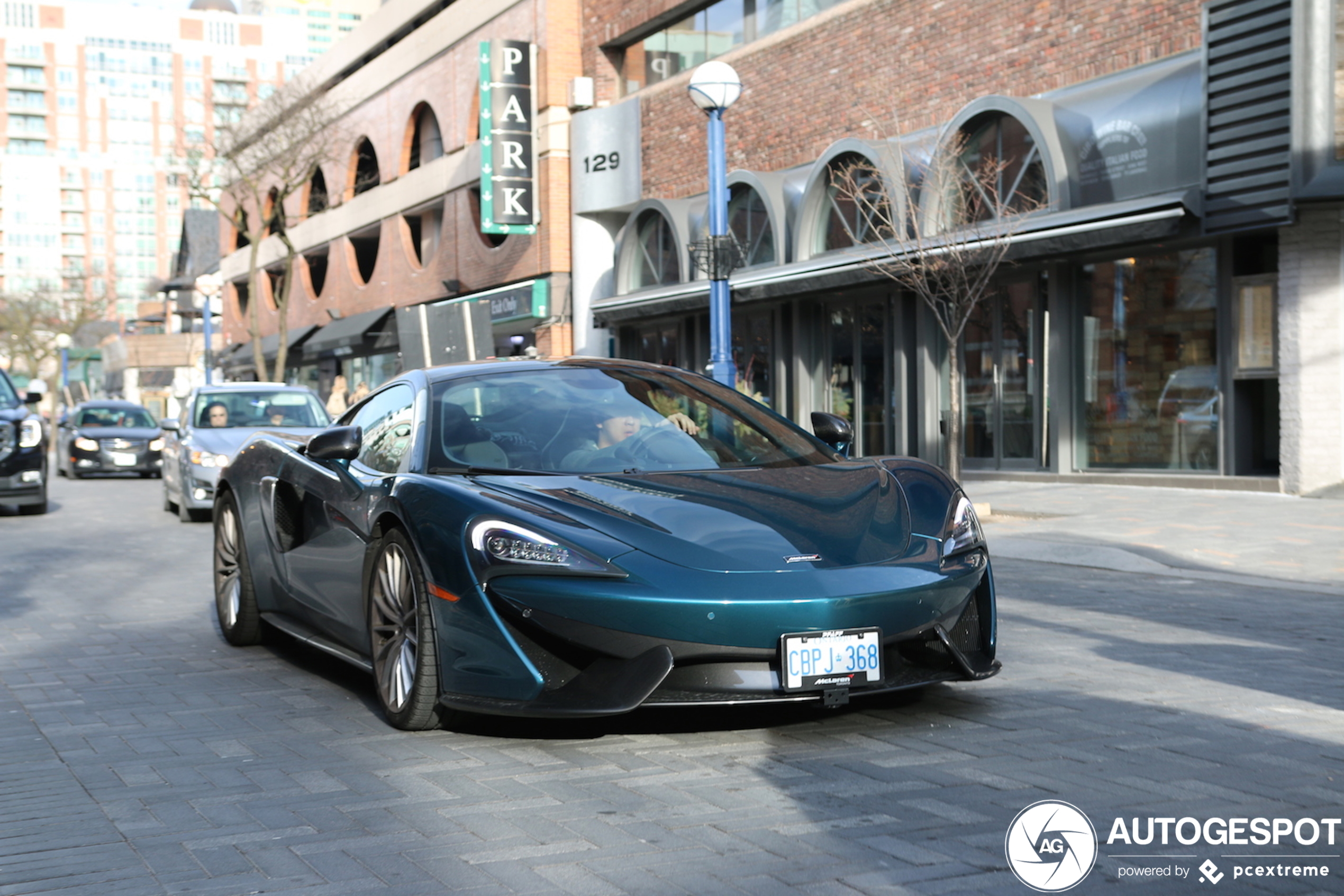 McLaren 570GT