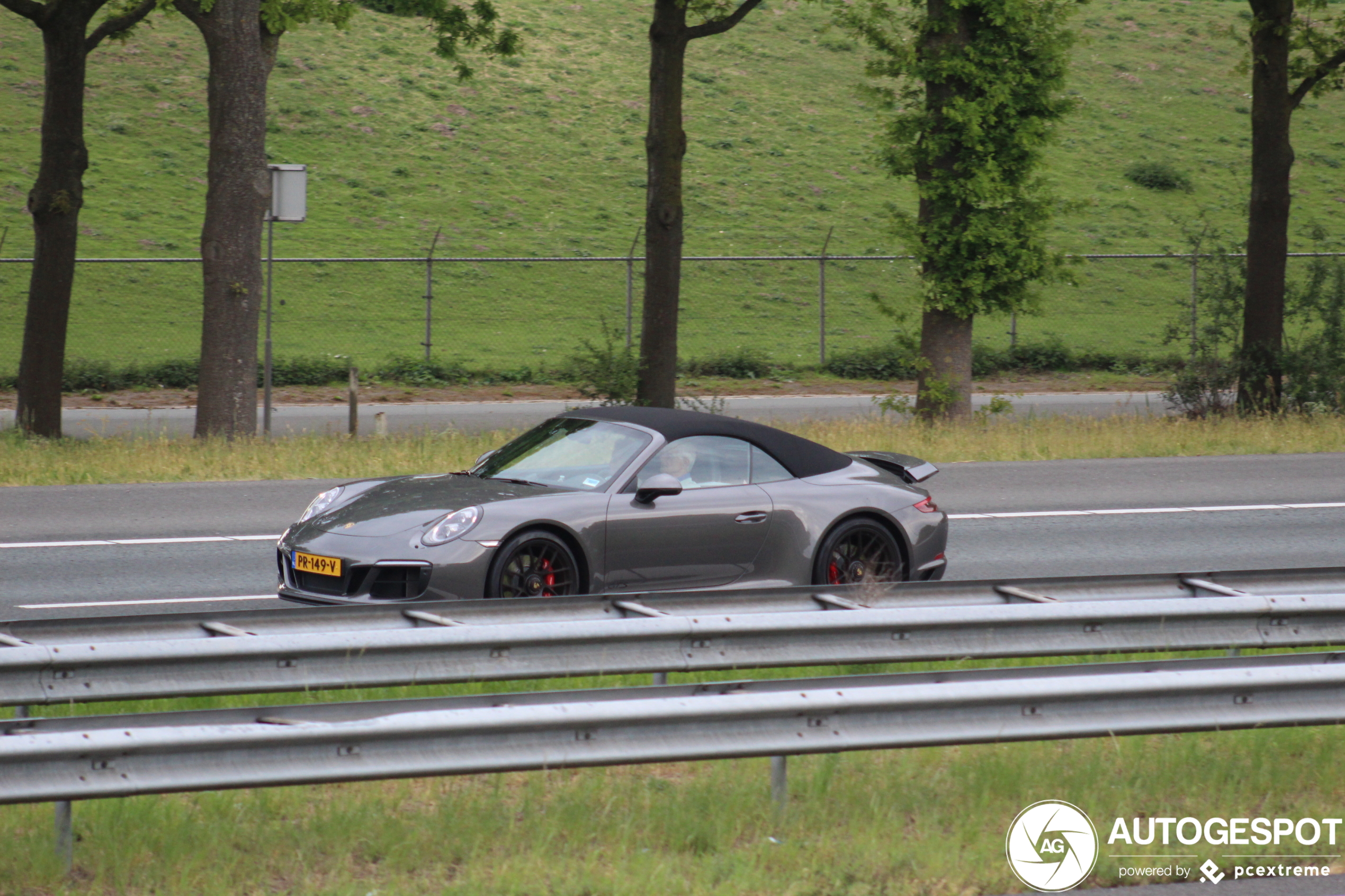 Porsche 991 Carrera GTS Cabriolet MkII