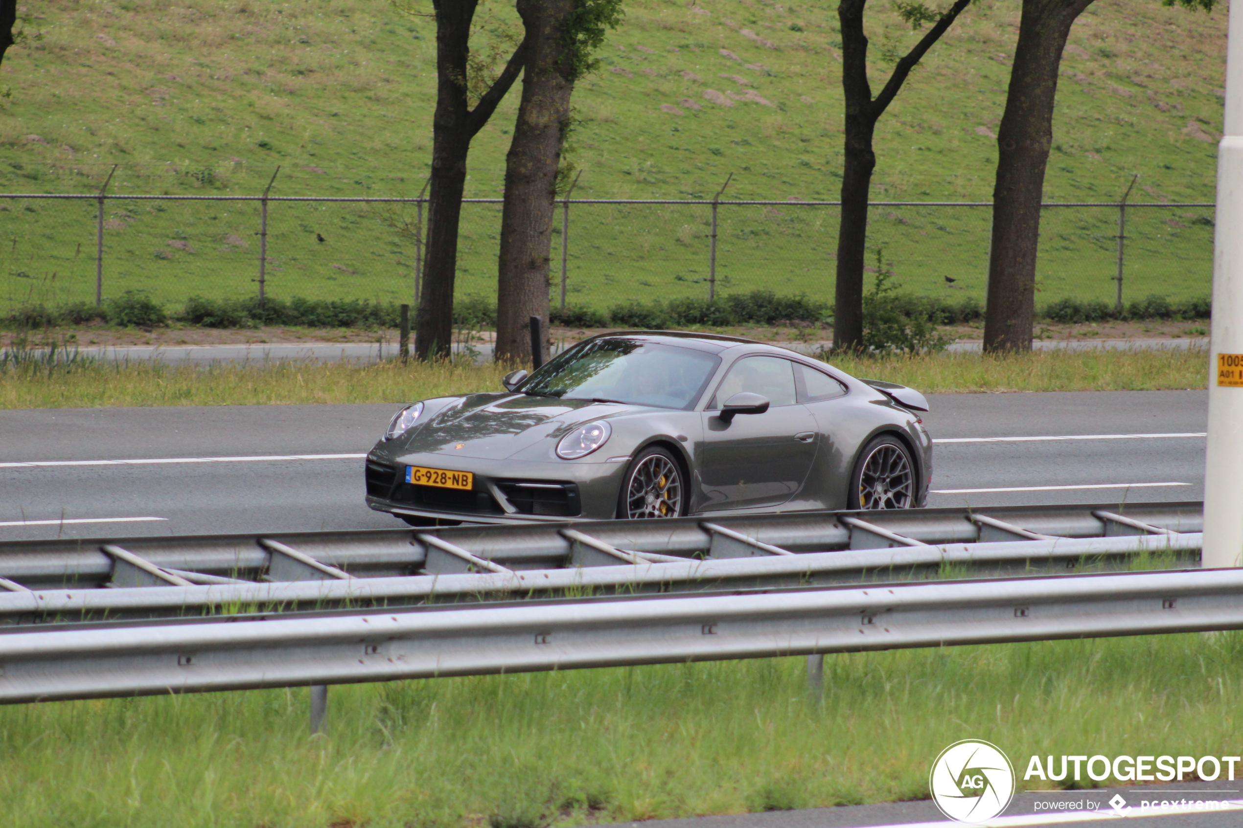 Porsche 992 Carrera S