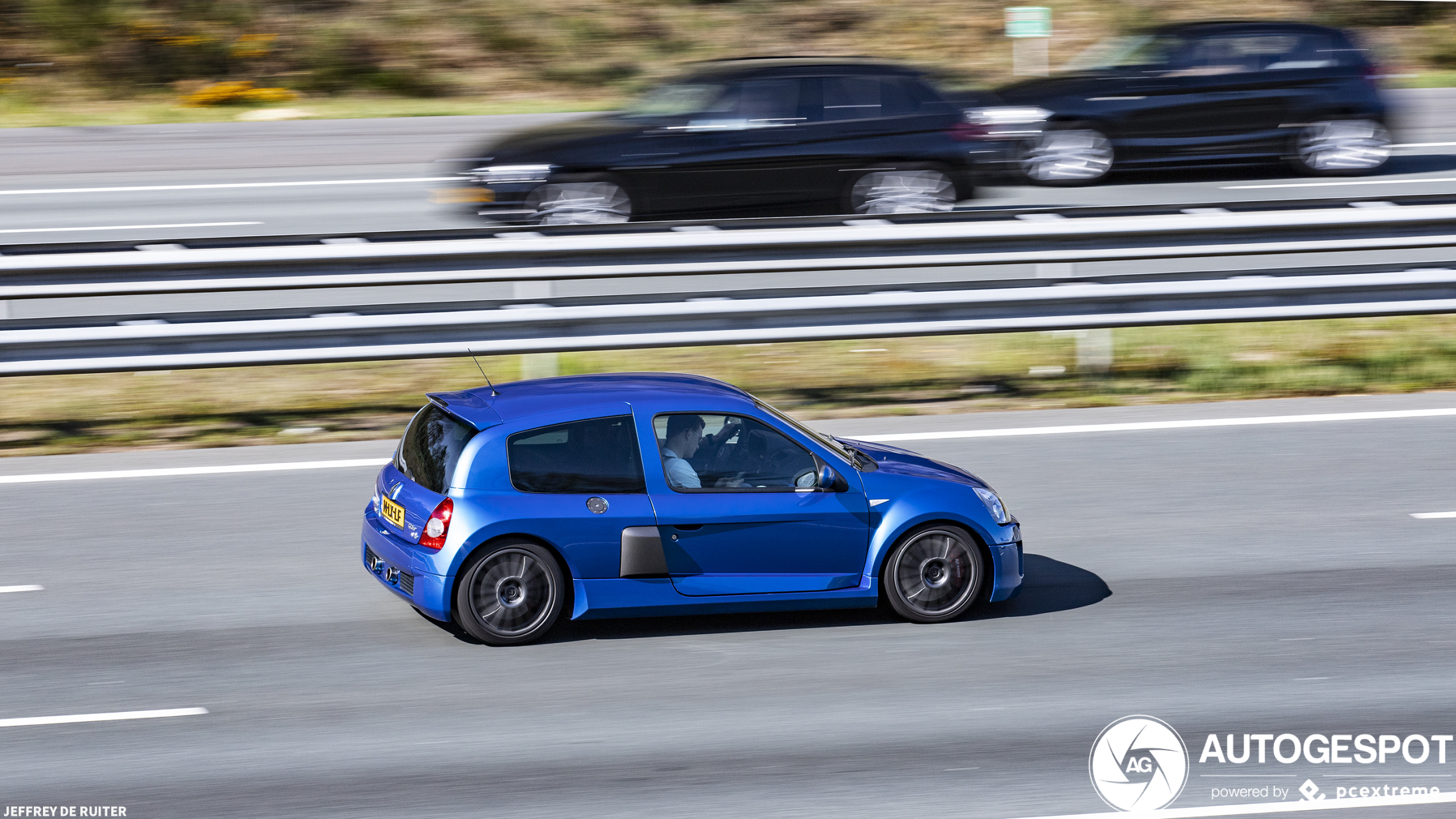 Renault Clio V6 Phase II