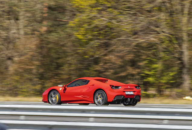 Ferrari 488 Spider