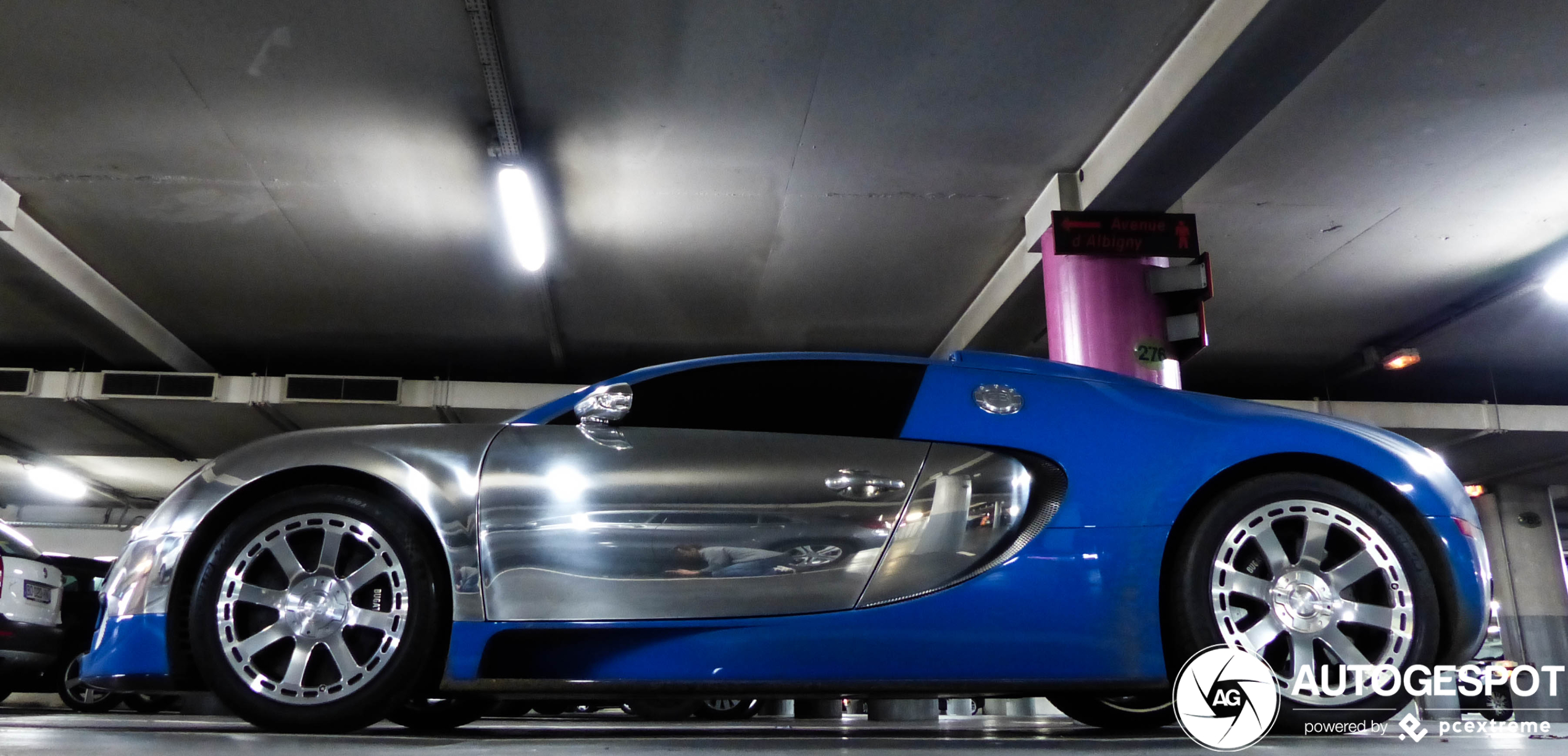 Topspot: op de knieën voor de Bugatti Veyron 16.4 Centenaire