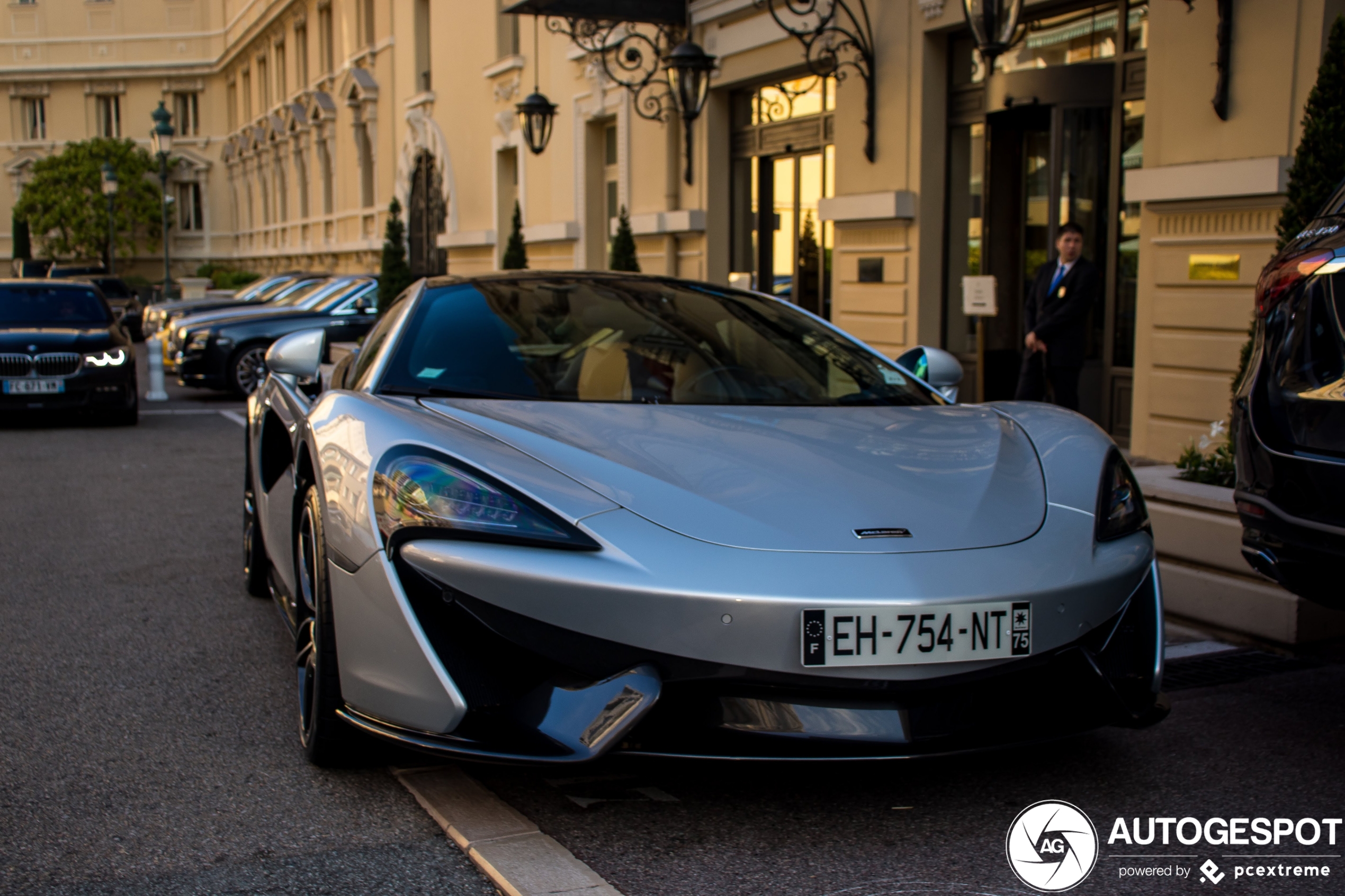 McLaren 570GT