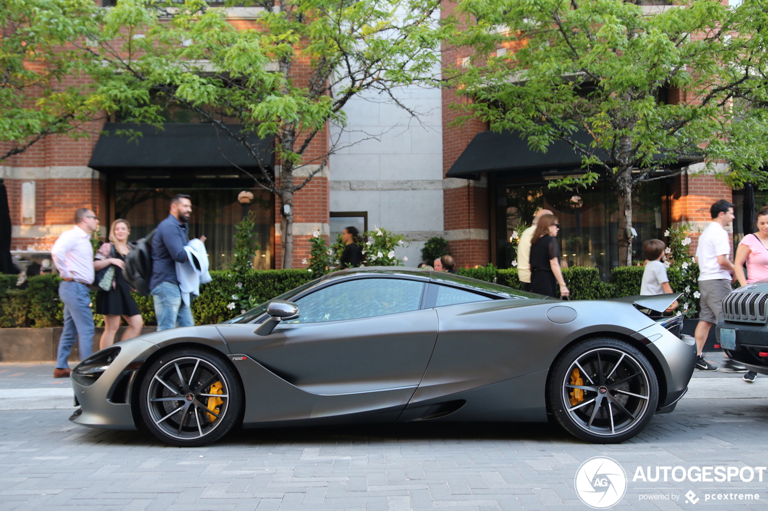 McLaren 720S