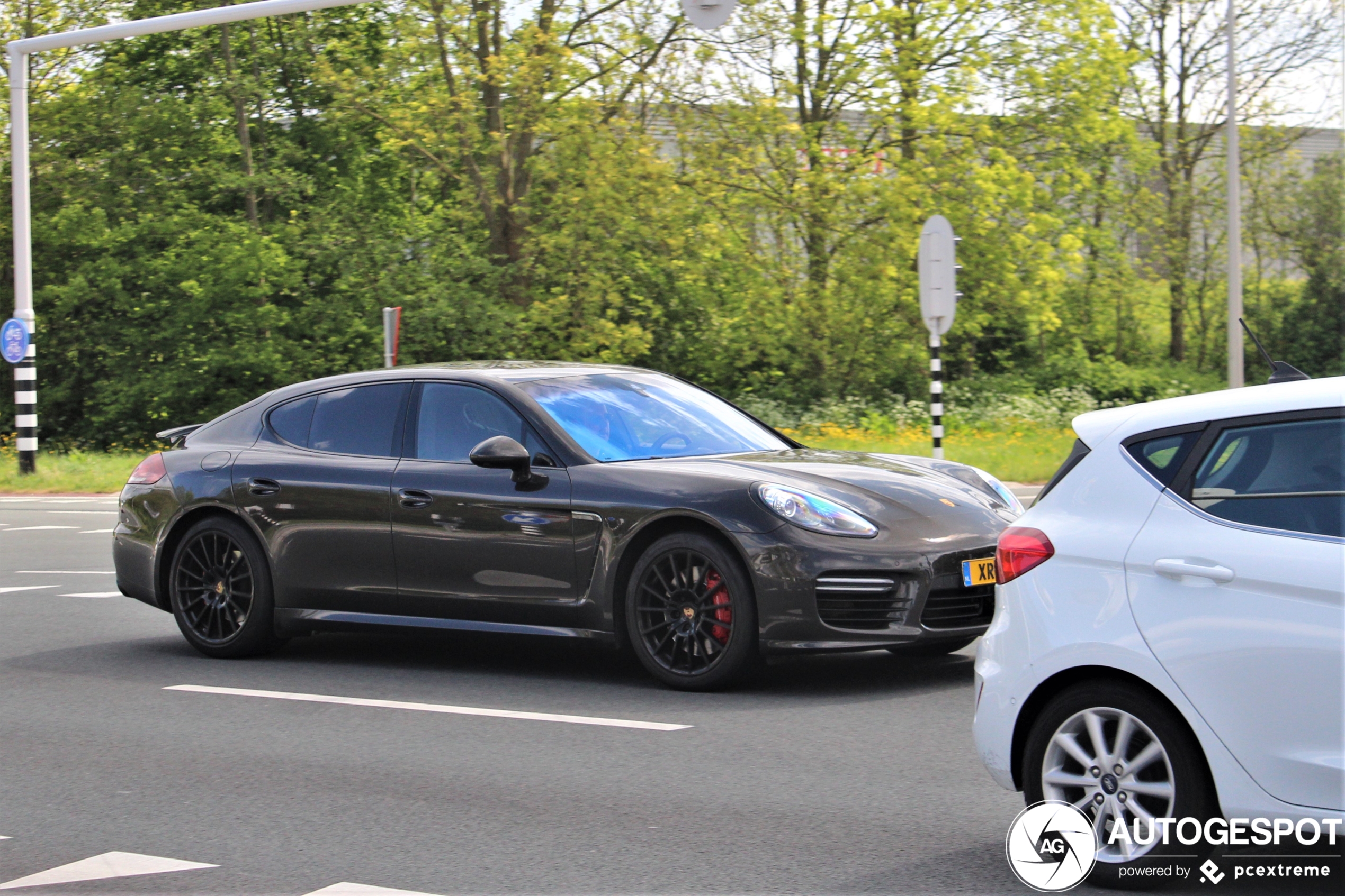 Porsche 970 Panamera GTS MkII