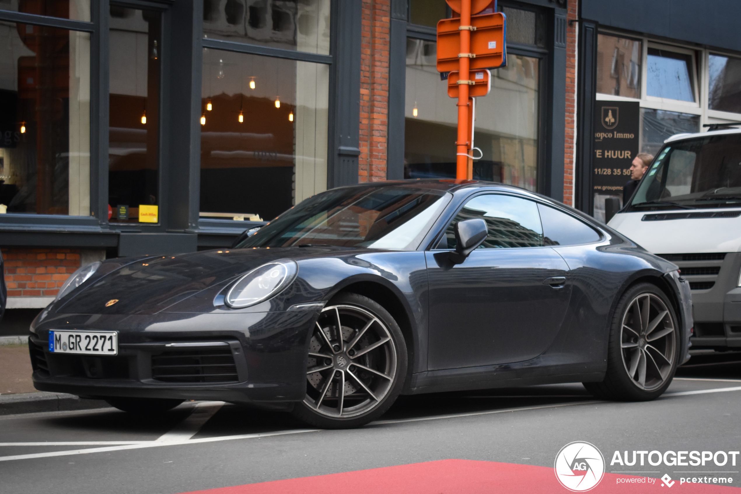 Porsche 992 Carrera 4S