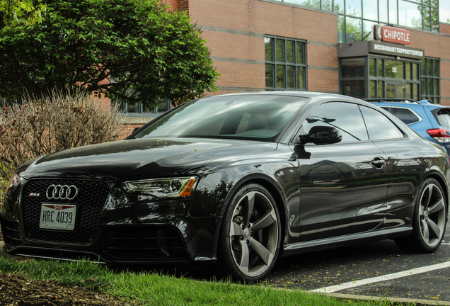 Audi RS5 B8 2012