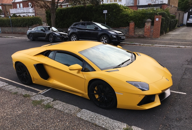 Lamborghini Aventador LP700-4