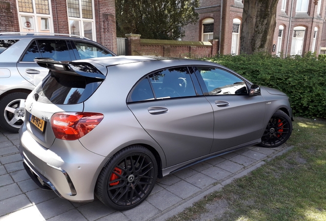 Mercedes-AMG A 45 W176 2015