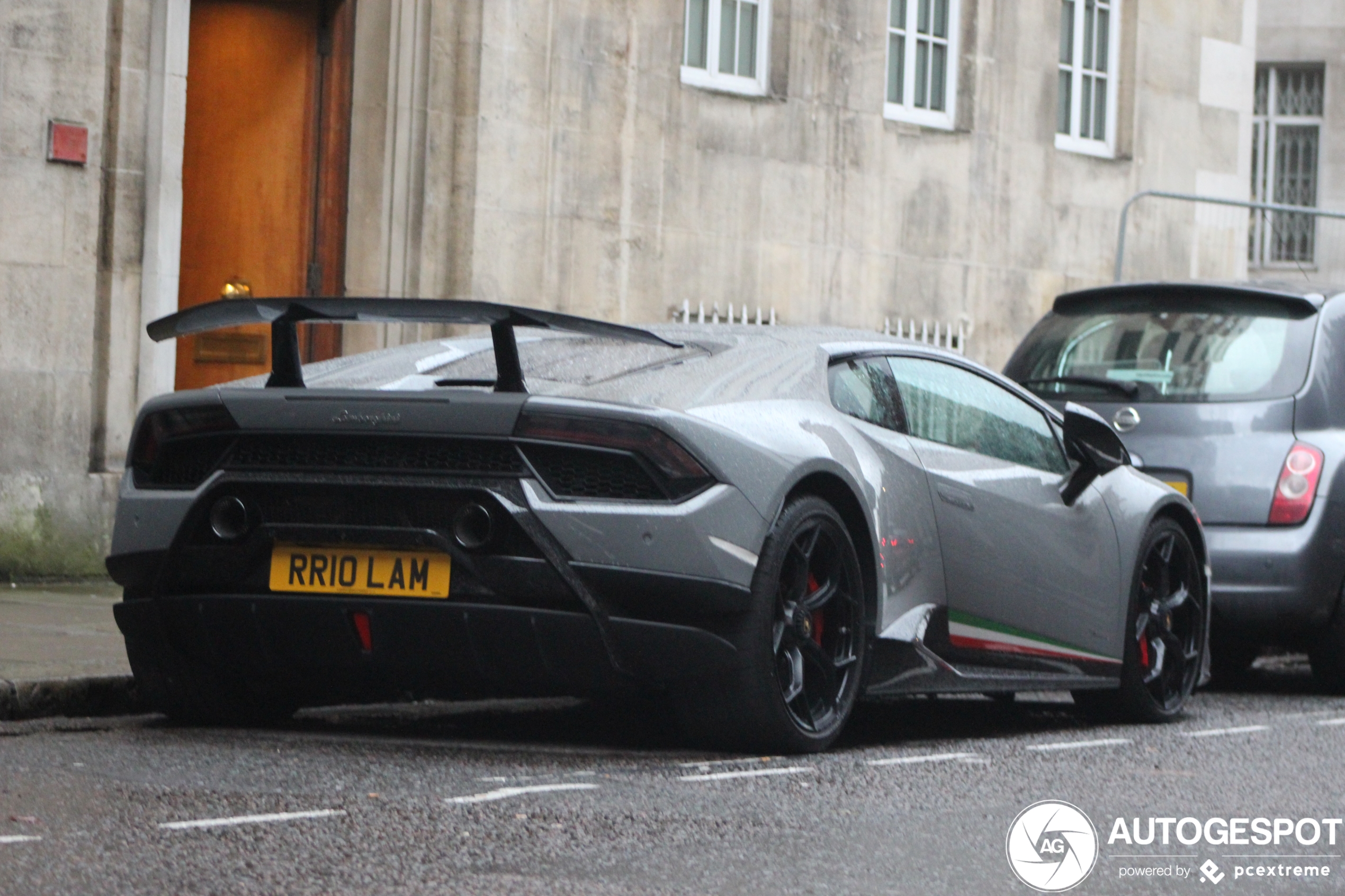 Lamborghini Huracán LP640-4 Performante