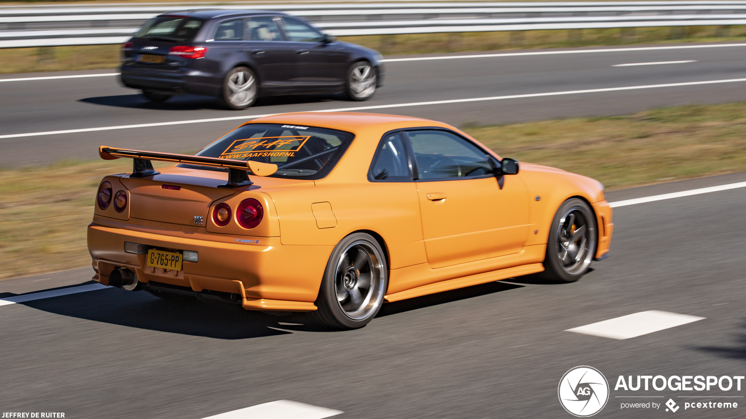 Nissan Skyline R34 GT-R V-Spec II