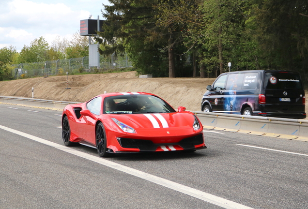 Ferrari 488 Pista