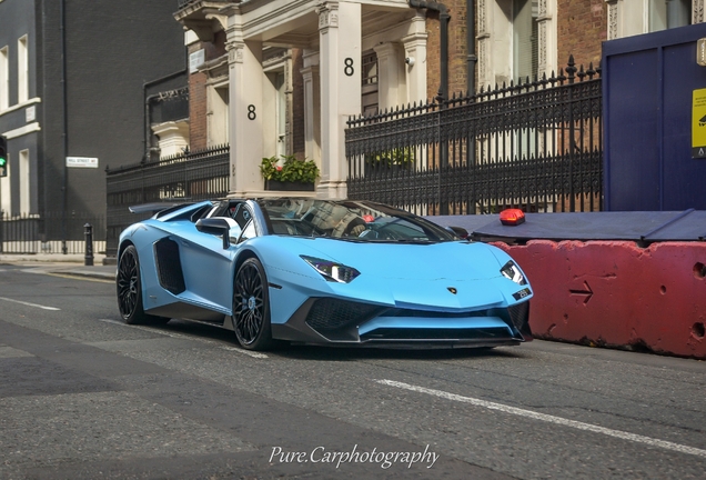 Lamborghini Aventador LP750-4 SuperVeloce Roadster