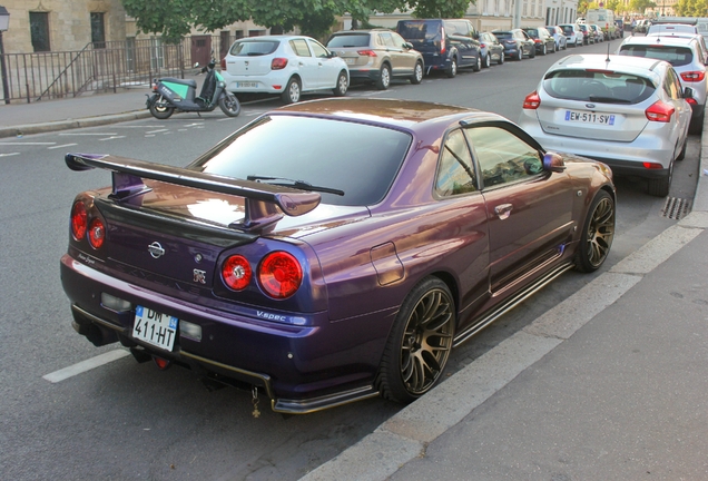 Nissan Skyline R34 GT-R V-Spec Midnight Purple Pearl II Special Color Limited Edition