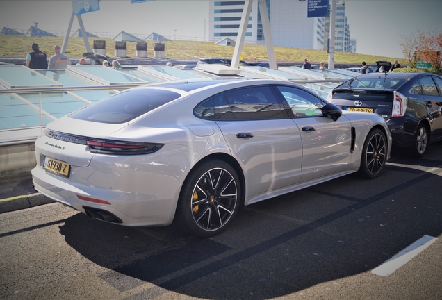 Porsche 971 Panamera Turbo S E-Hybrid Executive