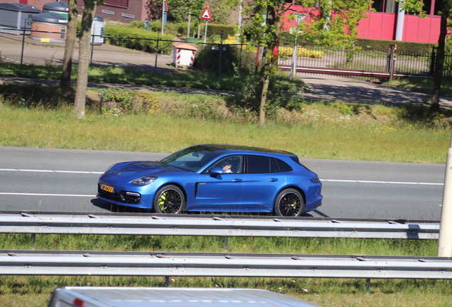 Porsche 971 Panamera Turbo S E-Hybrid Sport Turismo