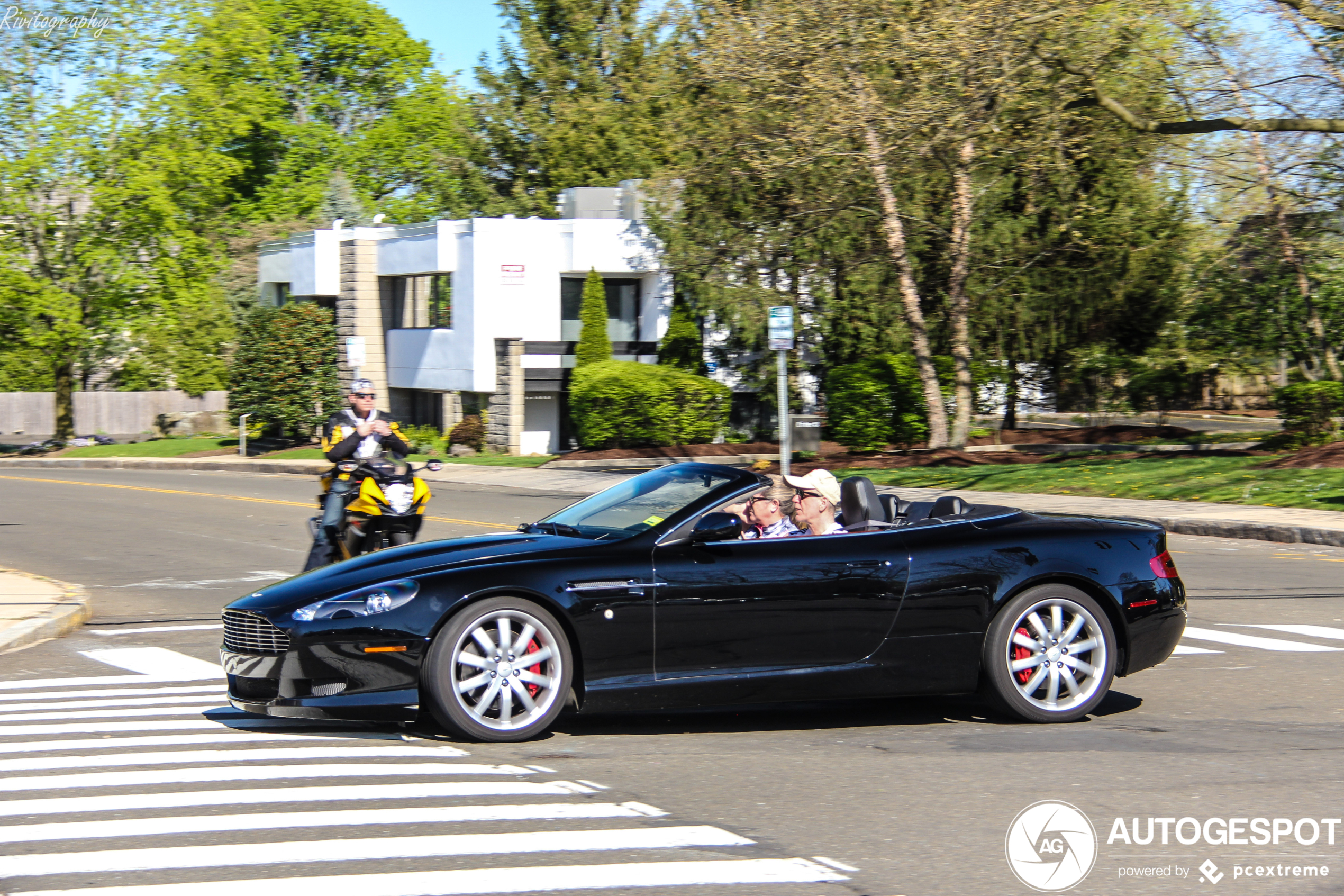 Aston Martin DB9 Volante