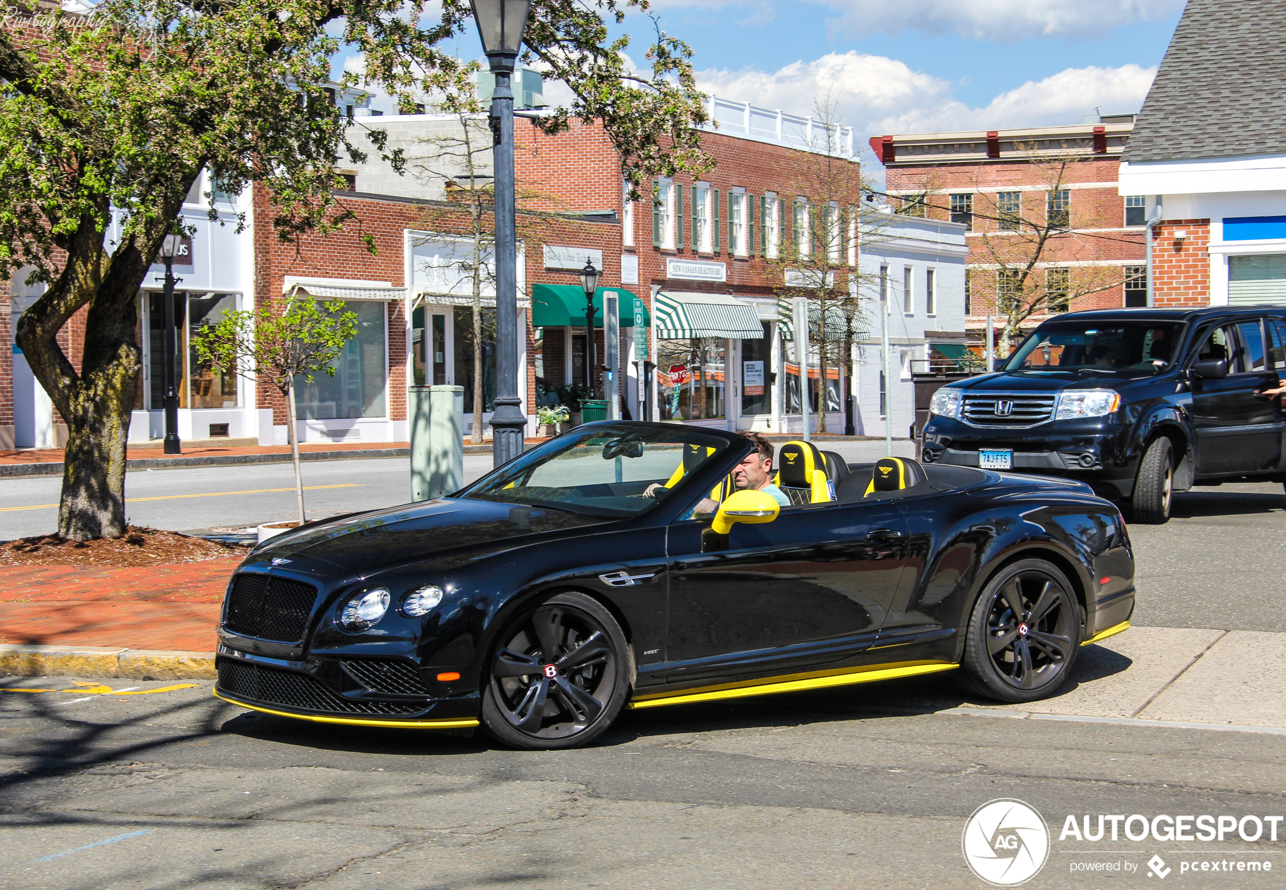 Bentley Continental GTC V8 S 2016 Black Edition