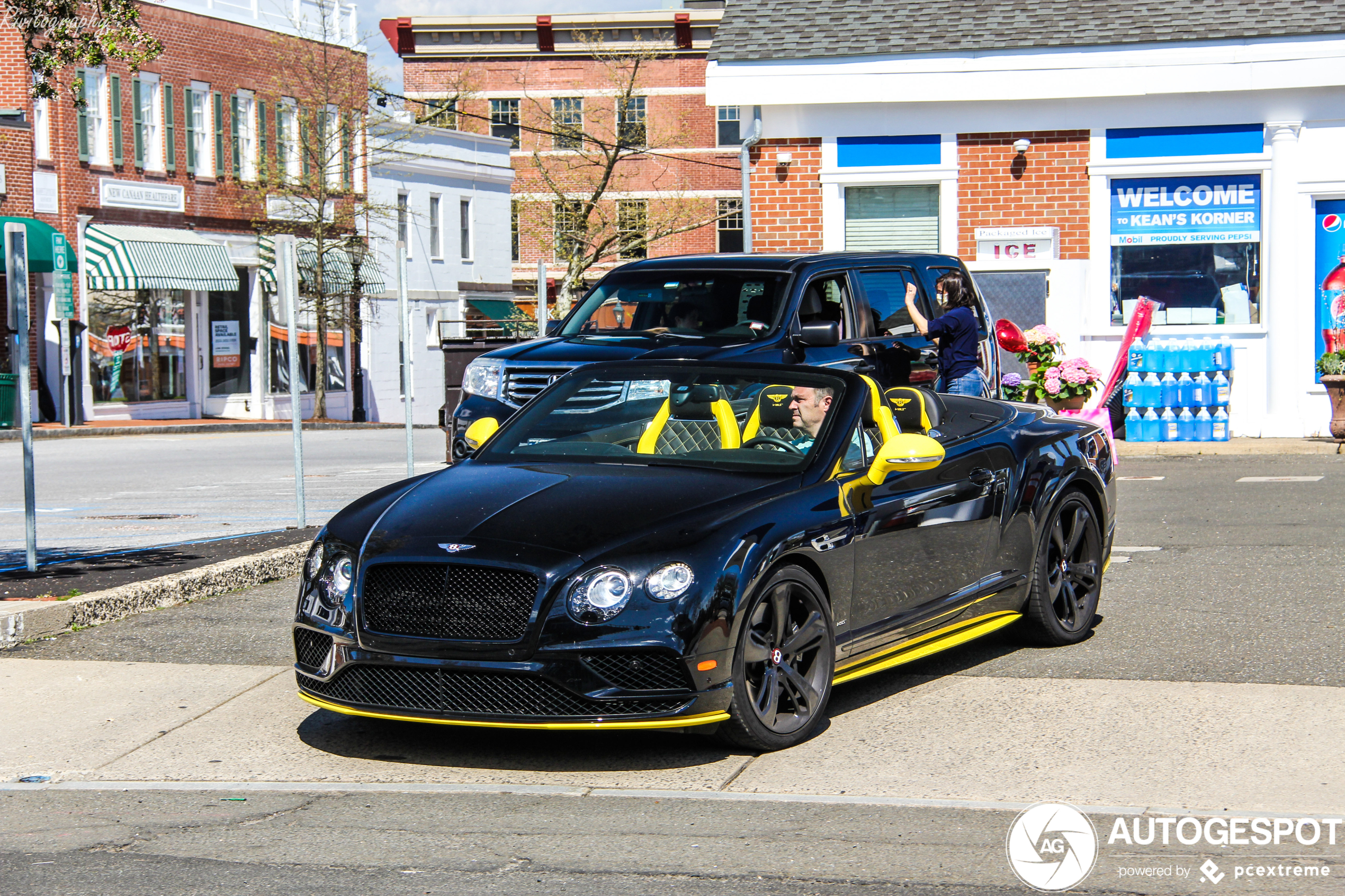 Bentley Continental GTC Black Edition heeft perfecte combinatie