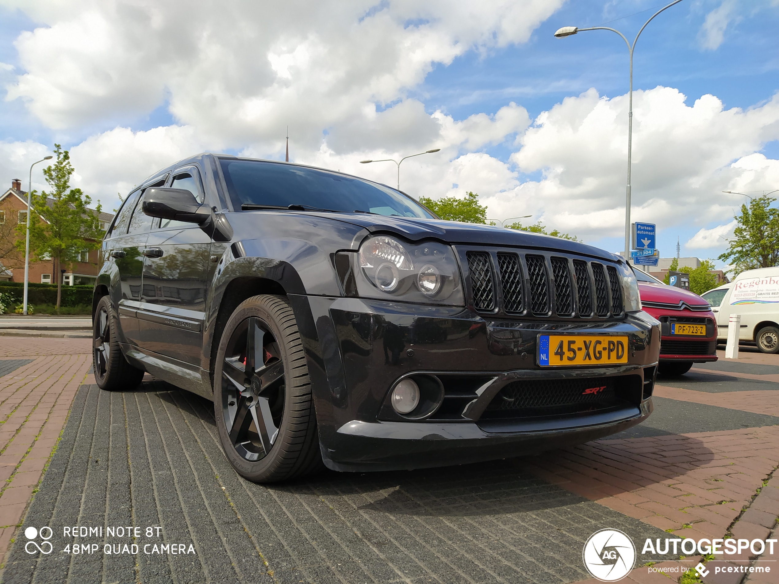 Jeep Grand Cherokee SRT-8 2005