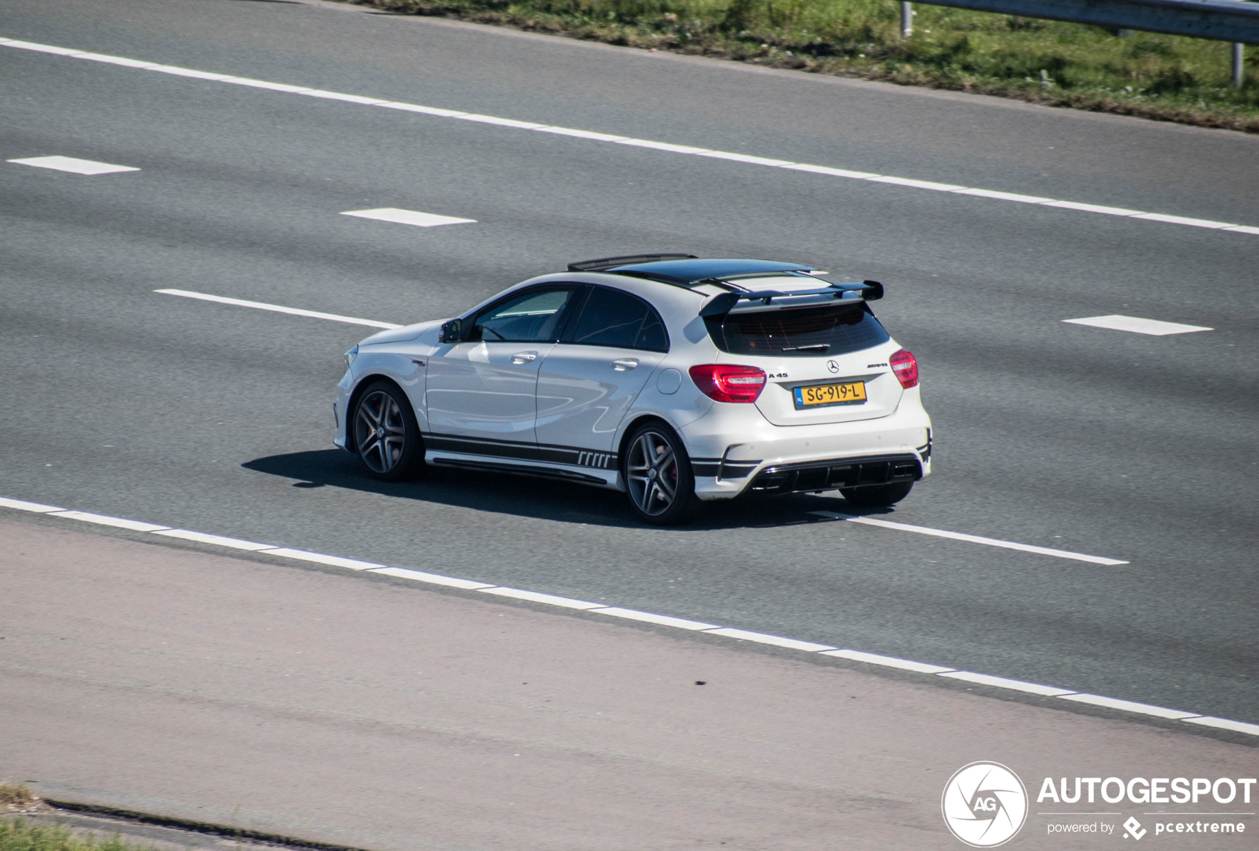 Mercedes-Benz A 45 AMG Edition 1