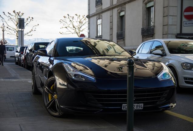 Ferrari GTC4Lusso