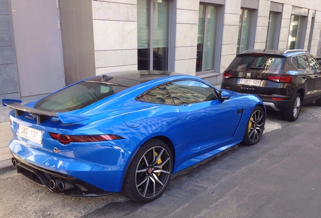 Jaguar F-TYPE SVR Coupé 2017