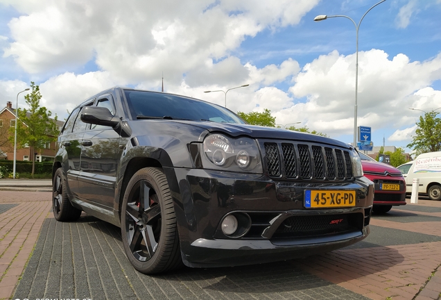 Jeep Grand Cherokee SRT-8 2005