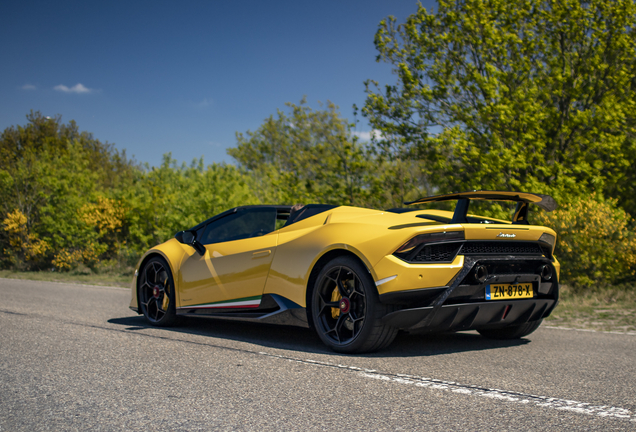 Lamborghini Huracán LP640-4 Performante Spyder