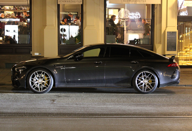 Mercedes-AMG GT 63 S X290