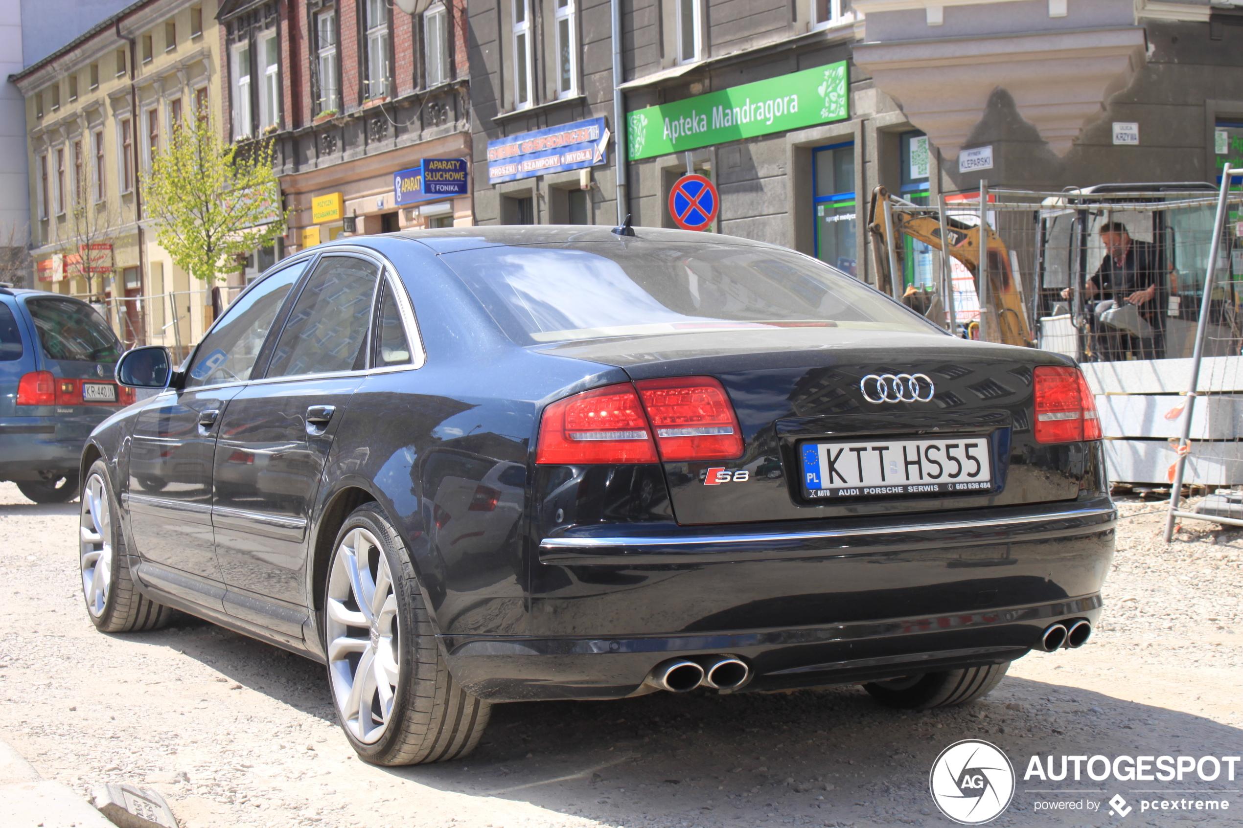 Audi S8 D3