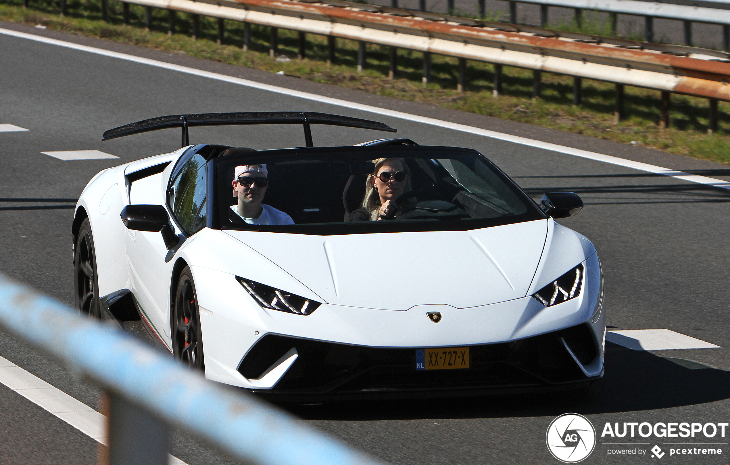 Lamborghini Huracán LP640-4 Performante Spyder