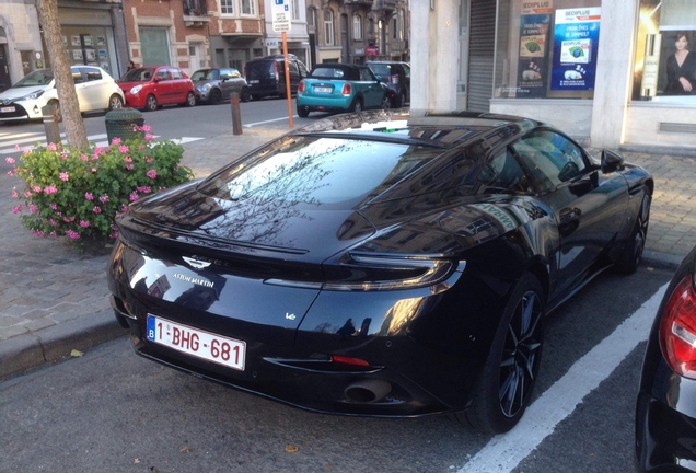 Aston Martin DB11