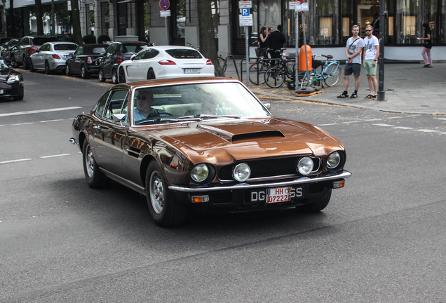 Aston Martin V8 Series 3