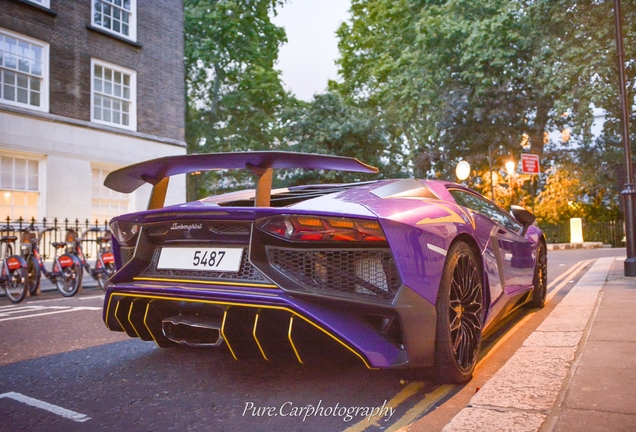 Lamborghini Aventador LP750-4 SuperVeloce