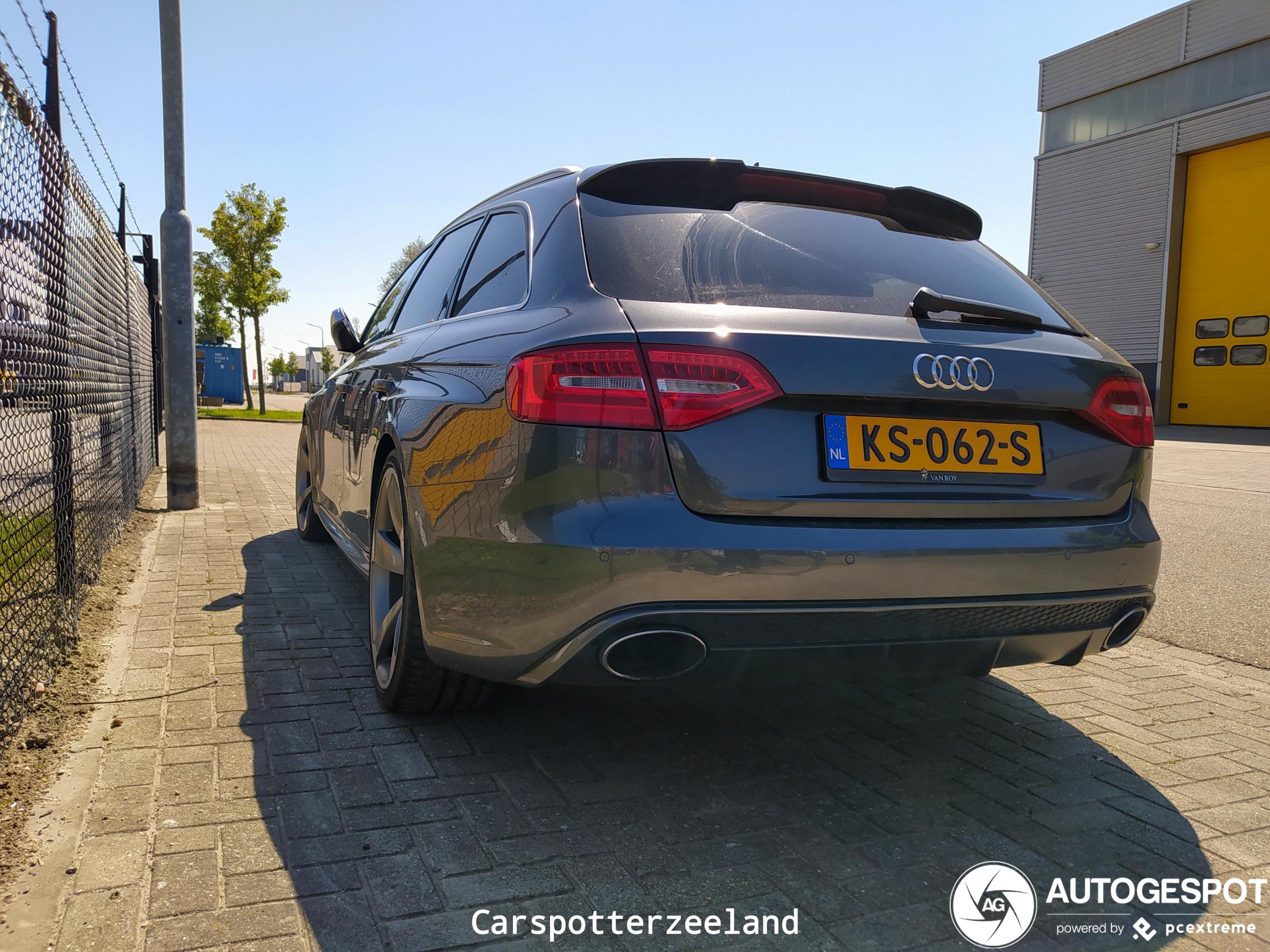 Audi RS4 Avant B8