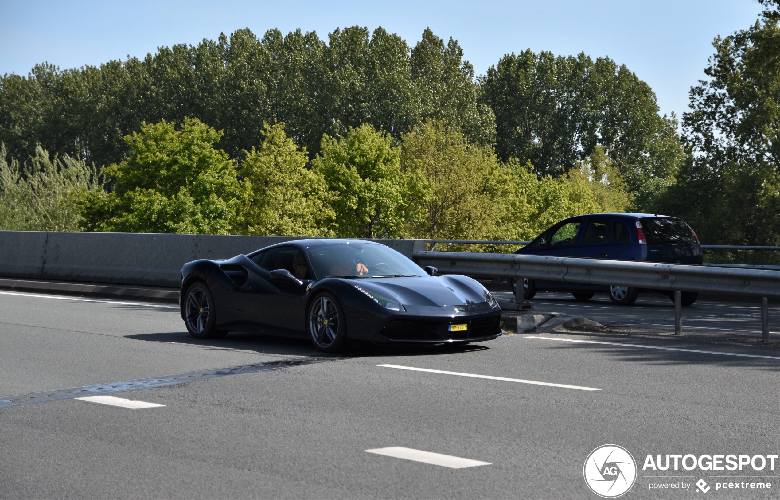 Ferrari 488 GTB