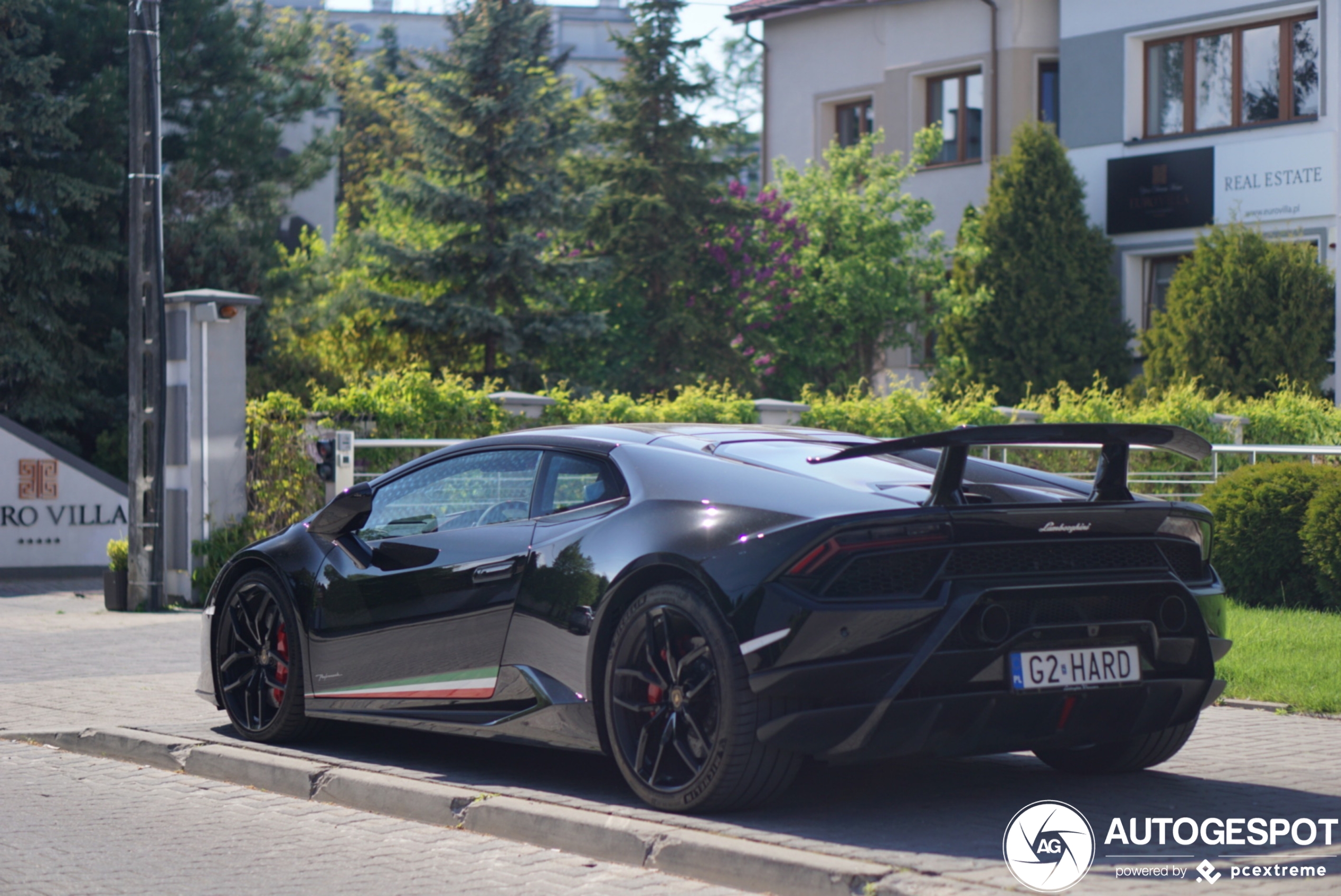 Lamborghini Huracán LP640-4 Performante