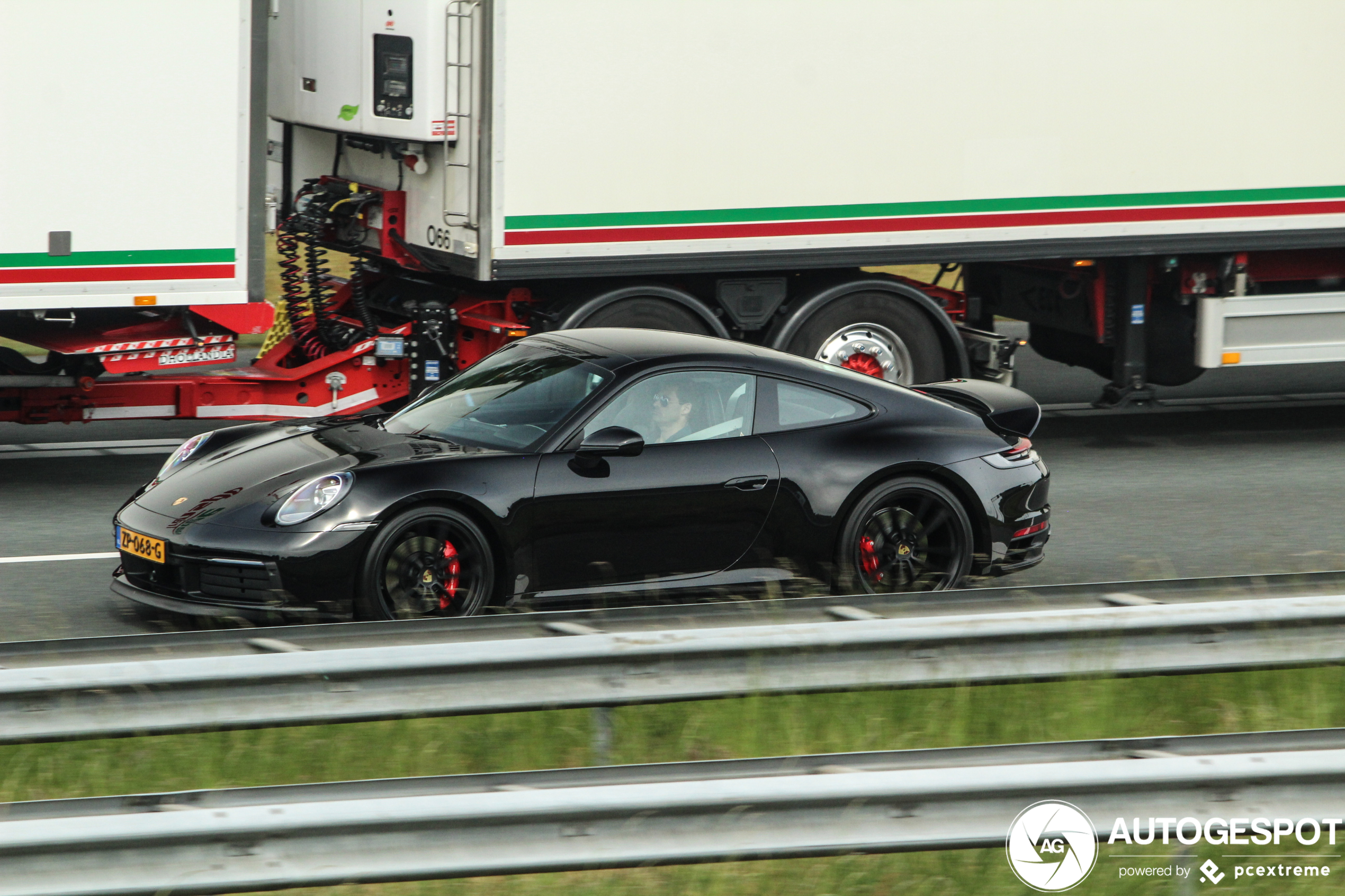 Porsche 992 Carrera S