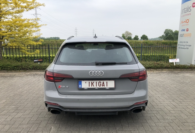 Audi RS4 Avant B9