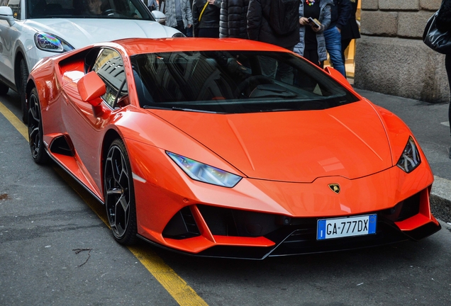 Lamborghini Huracán LP640-4 EVO